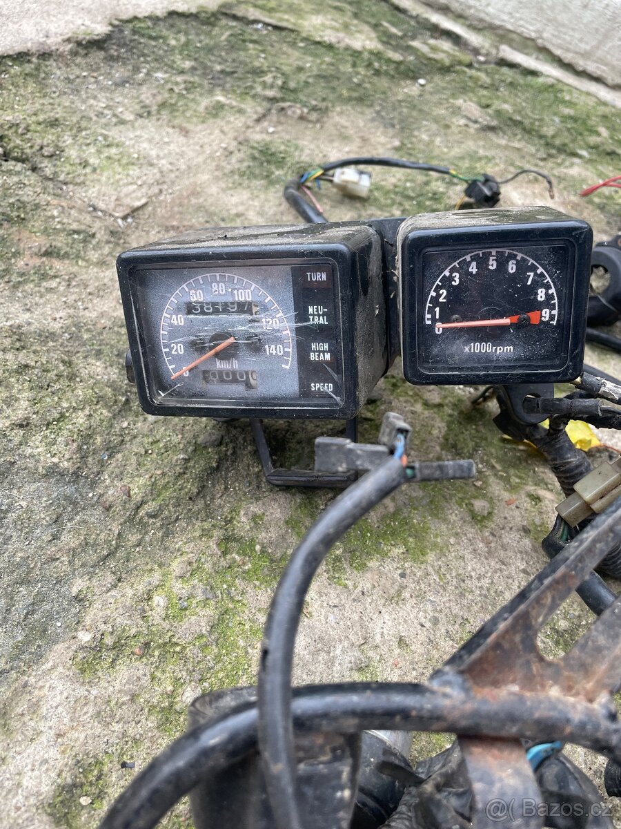 Kompletní elektrika na Hondu X250