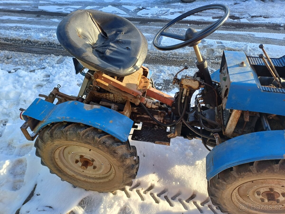 Malotraktor T-4K-12 - 5