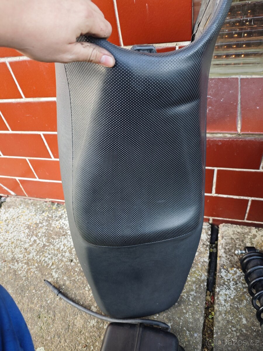 Suzuki GS 500 - díly - motor - 5