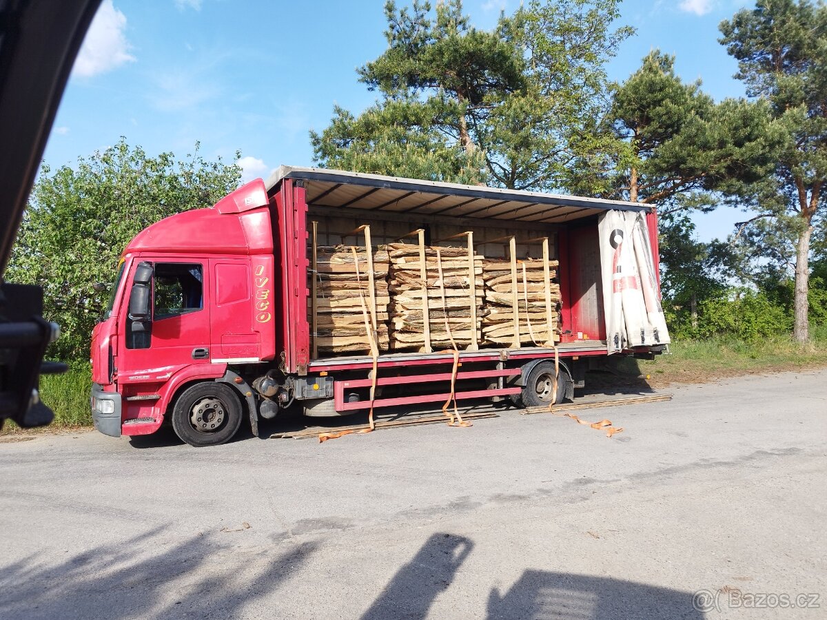 SKLADEM Štípané akátové kůly / sloupky - 5