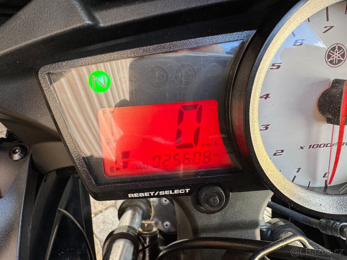 Yamaha YZF-R125 - 5