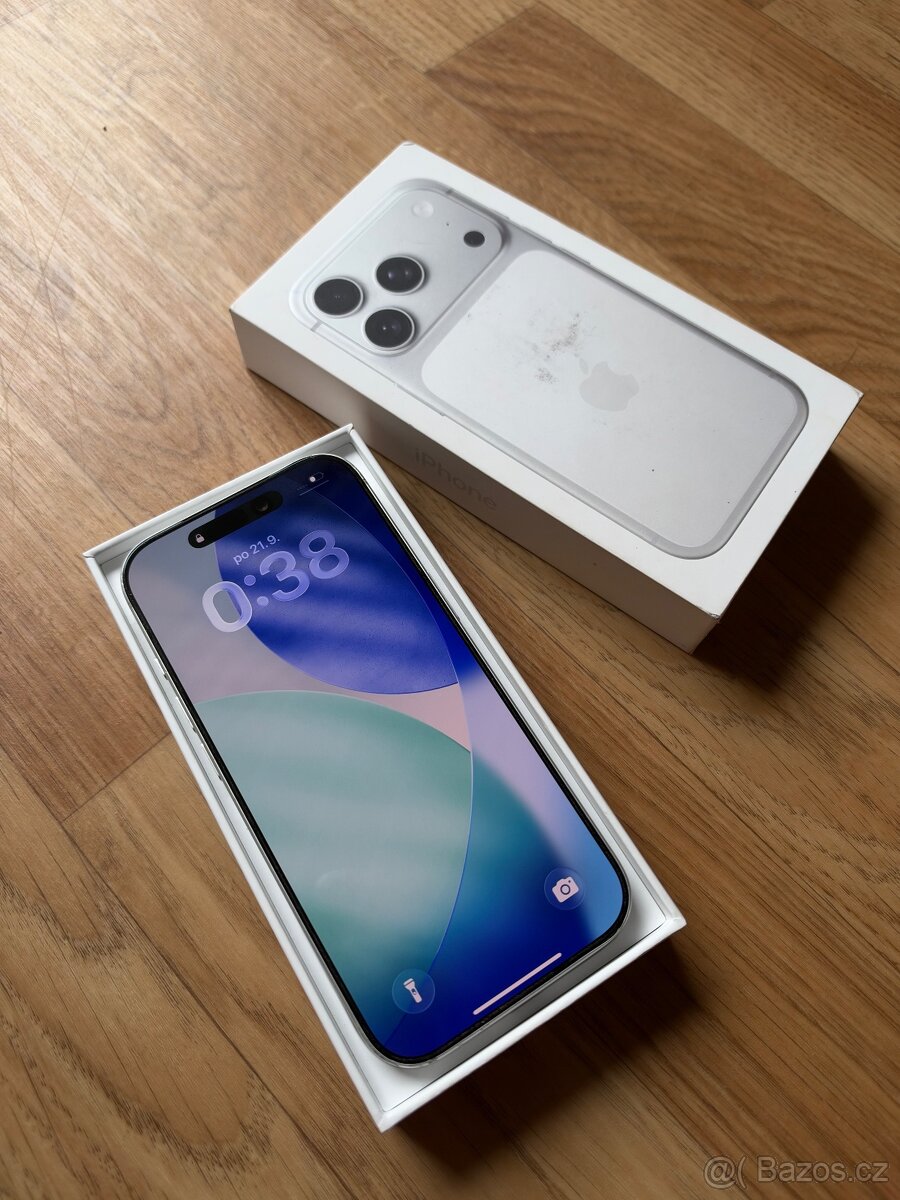 Apple iPhone 17 Pro 256GB stříbrný - 5