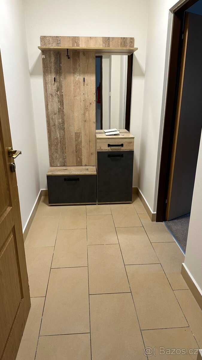 Pronajmu byt nedaleko trutnova - 5