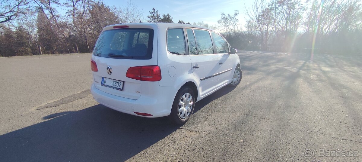 Volkswagen Touran 1.6 TDI nová STK - 5