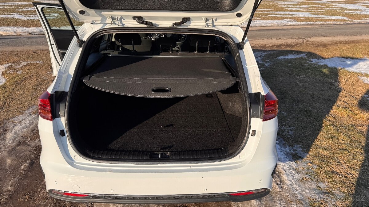 Kia Ceed 1.6 CRDI 100 KW, Kombi, ČR, DPH - 5