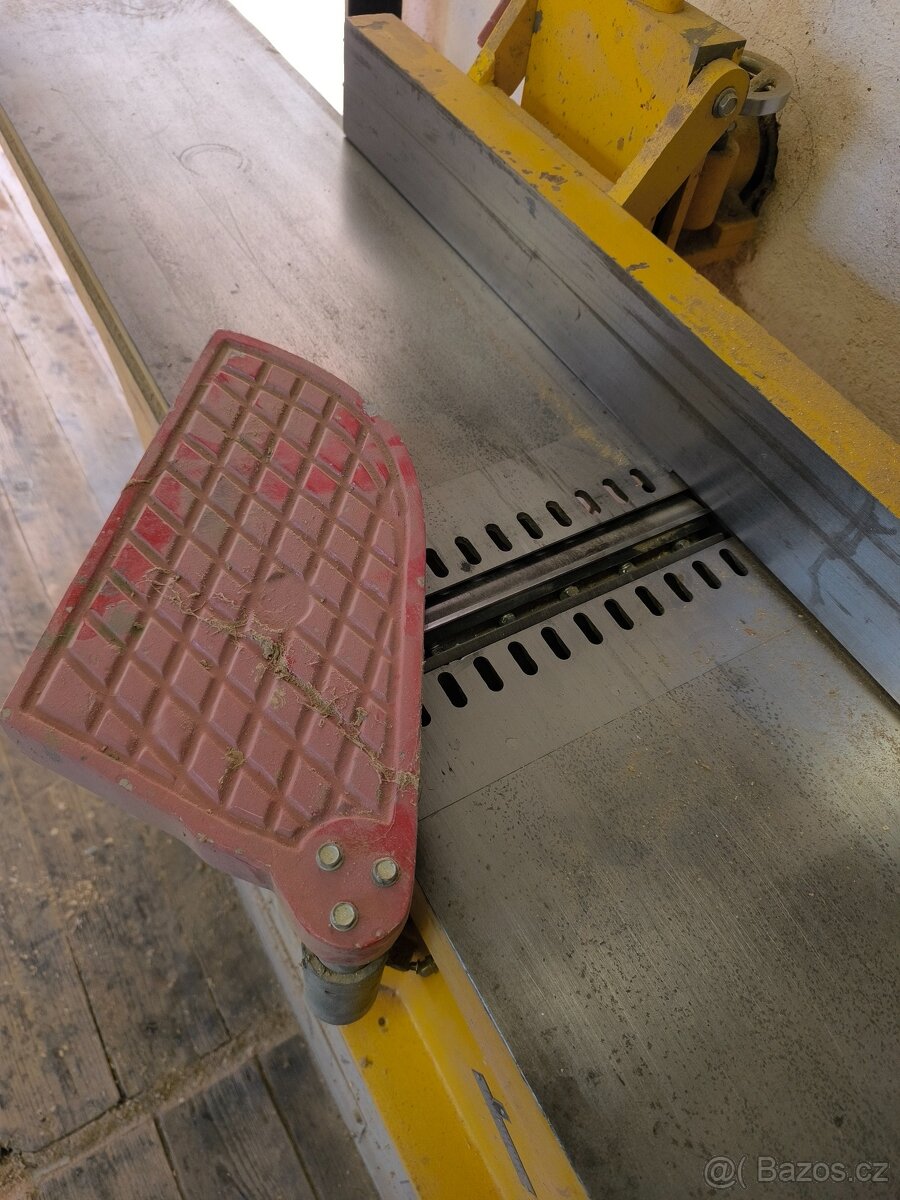 Hoblovka srovnávačka - 5