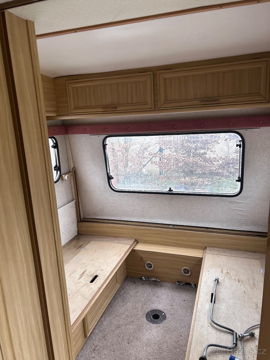 Prodám karavan k renovaci - 5