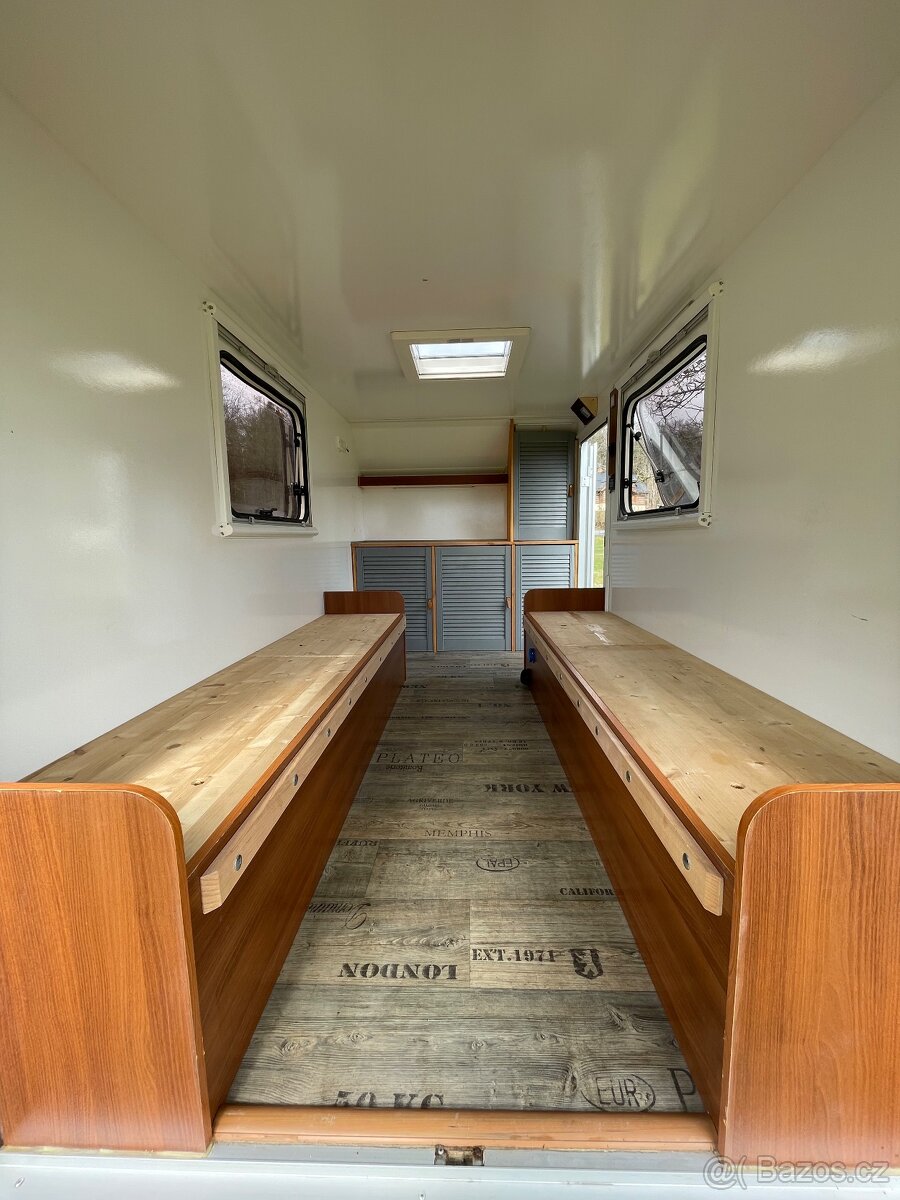 Minikaravan Everest 300 - 5