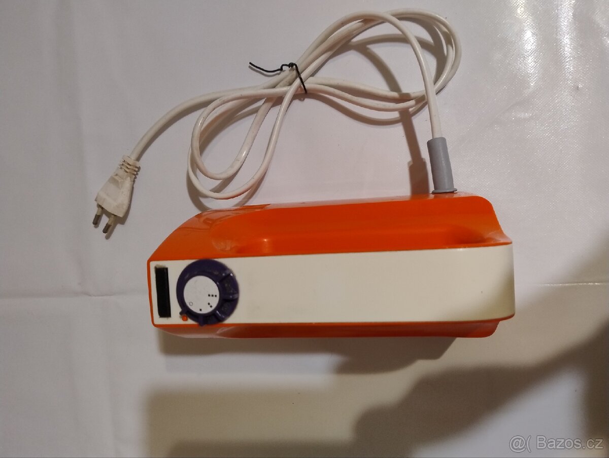Retro elektrický ruční šlehač/mixér ETA - 5