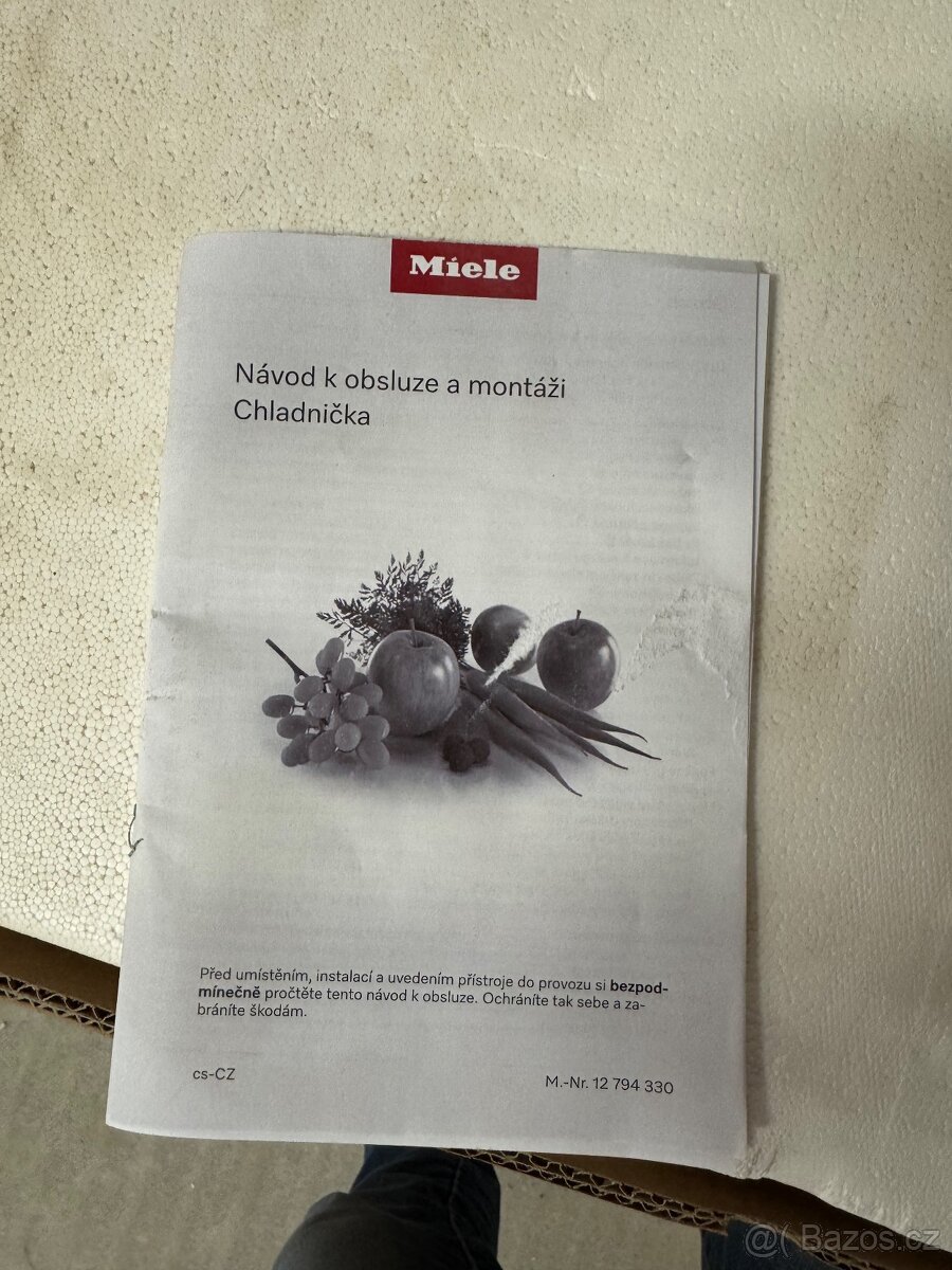 Vestavná-podstavná chladnička Miele - 5