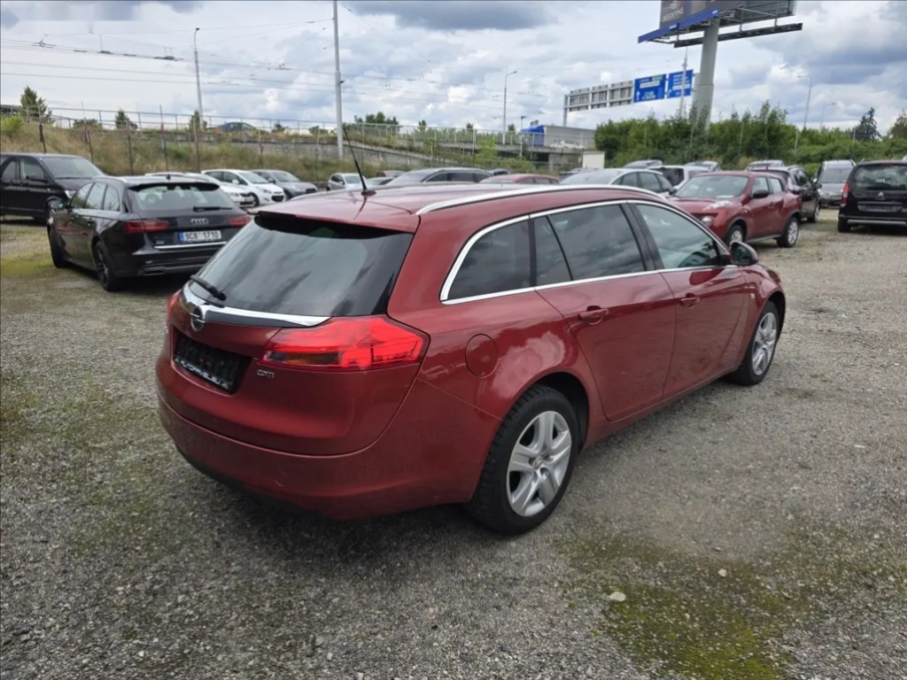Opel Insignia, 2,0 DCTi - 5