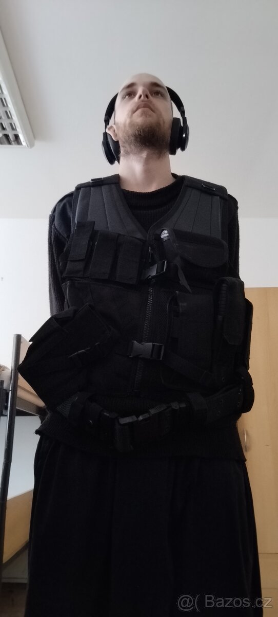 Mil-Tec Vesta + Sumky a Holster - 5