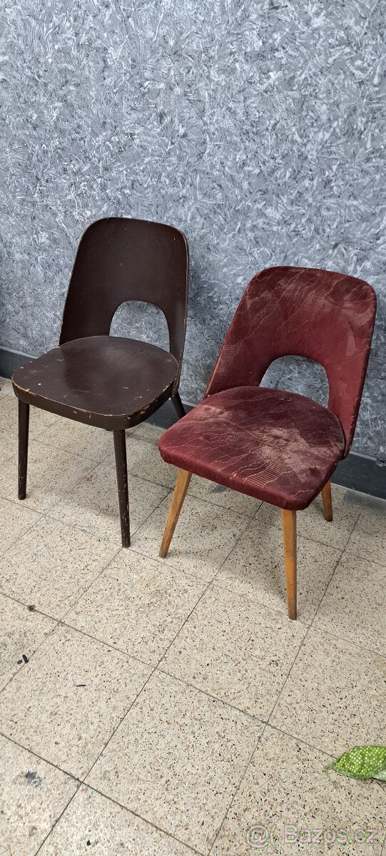 Staré aj nové židle. - 5