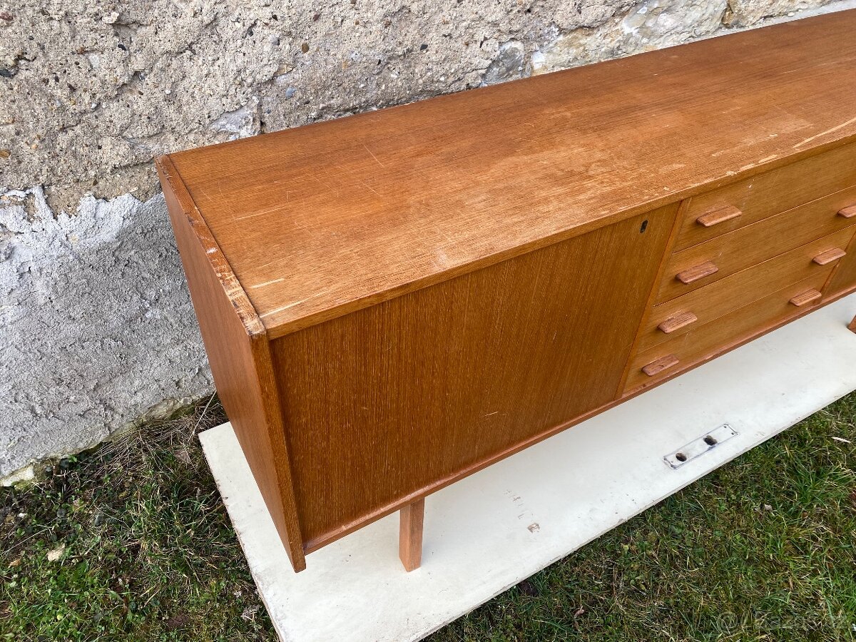 Retro komoda Interiér Praha 60.léta - 5