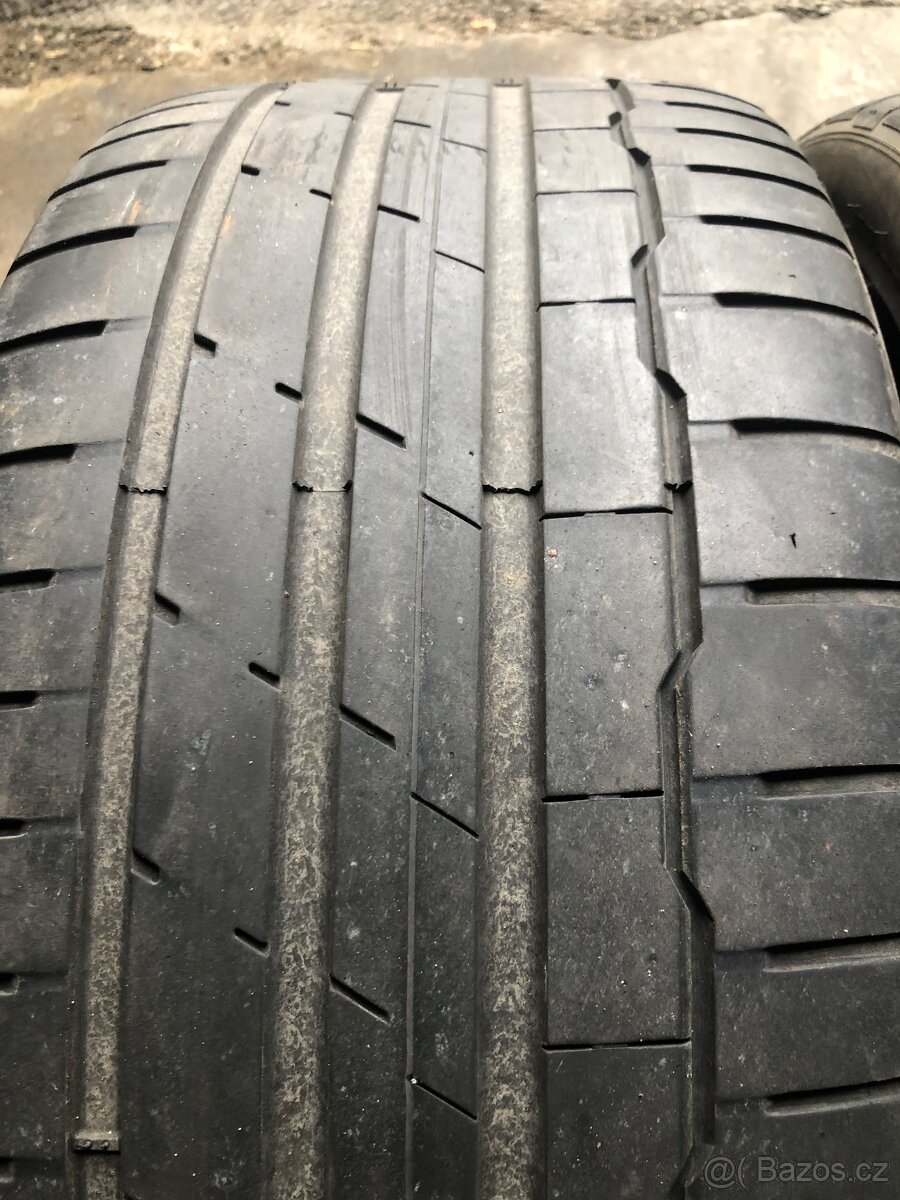 255/35/21 prodám sadu letních pneu - 5