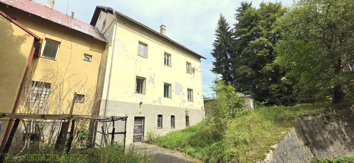 Prodej víceúčelového domu ve Vejprtech. - 5