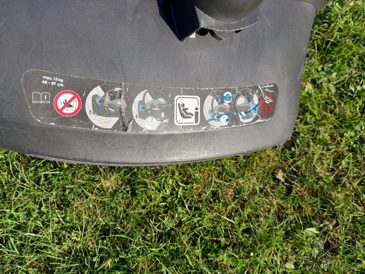 Cybex Aton se základnou - 5