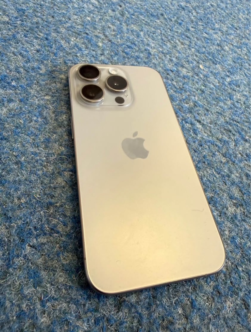 iPhone 15 pro Titan 128Gb - 5