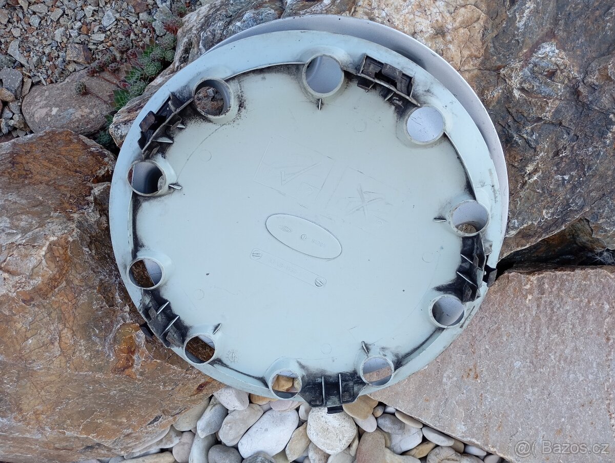 2 poklice,celoplošné kryty kol Ford Sierra, Escort - 5