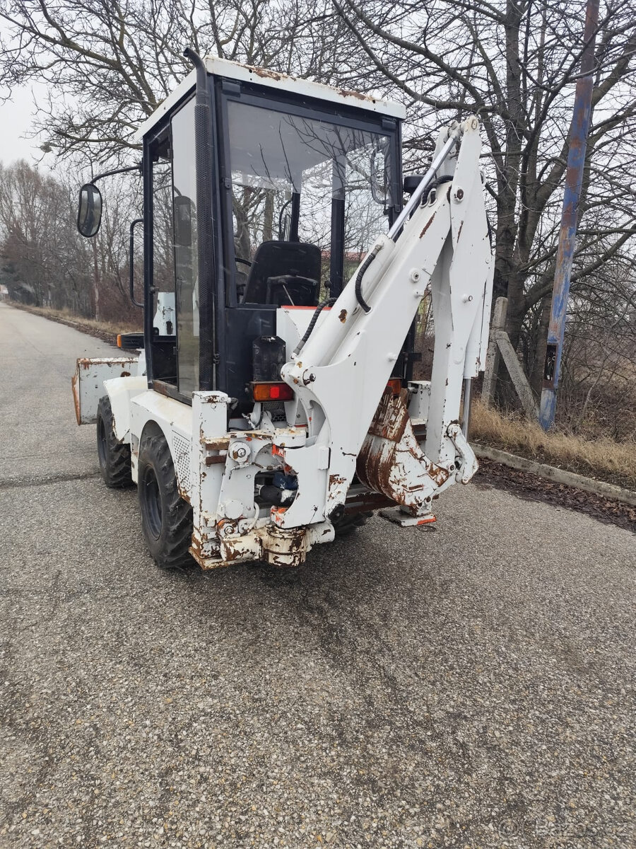 Mini traktorbagr, vaha 3.6t. - 5