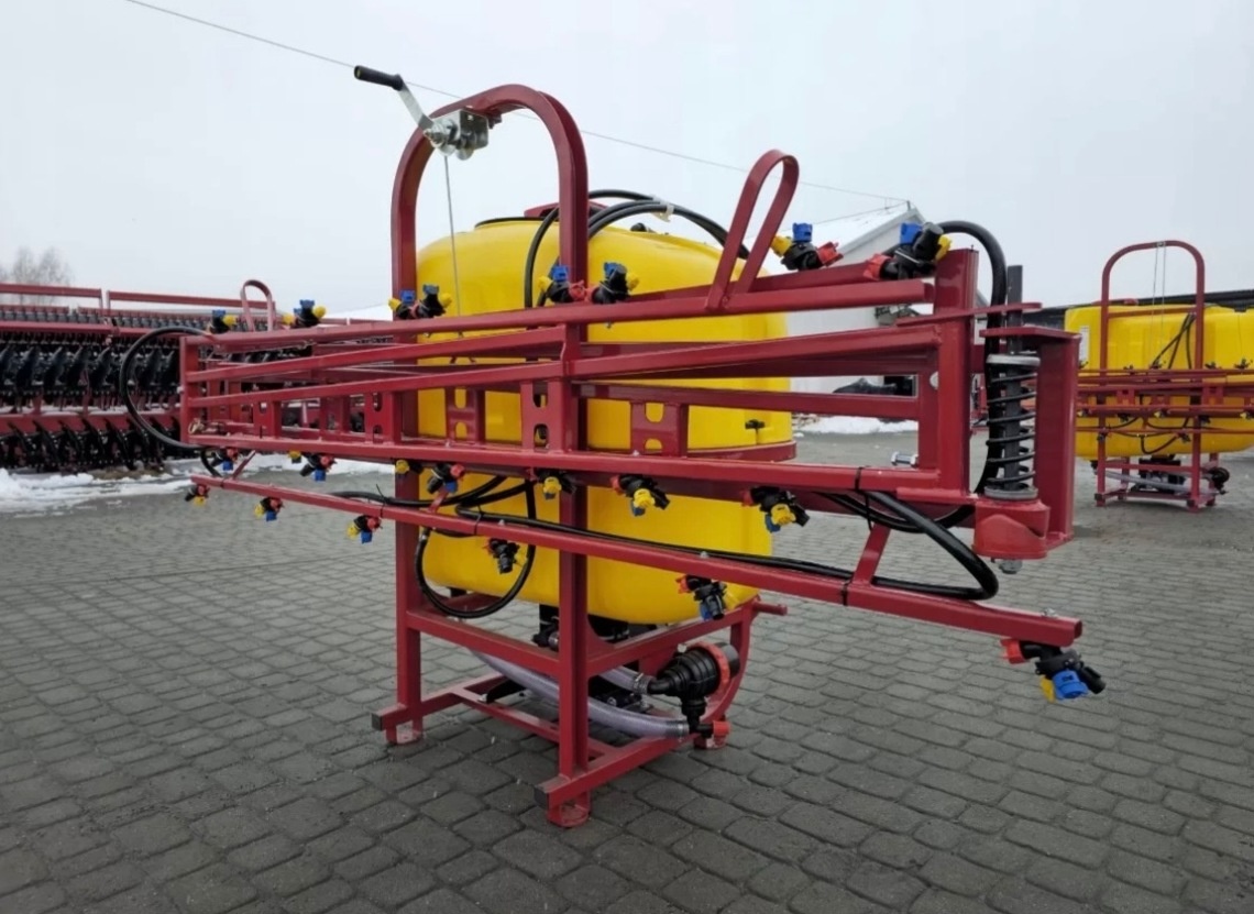 Postřikovač na traktor Strumyk - 5