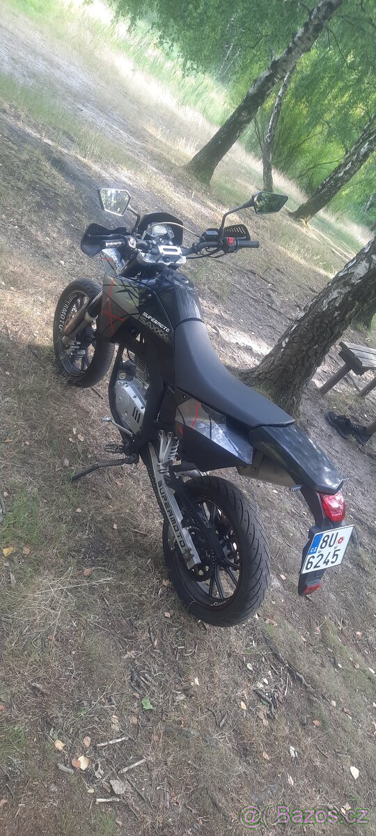 Super moto saxxx