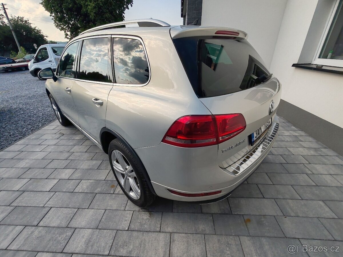 VW Touareg 3.0Tdi V6 180kW BLUEMOTION 2012 tažné 3,5t
