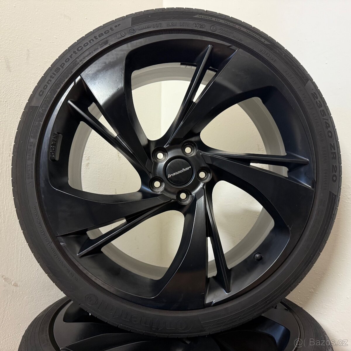 PEUGEOT 3008 5x108 R20 ET44+LETNÍ 235/40R20 4,5mm - 5