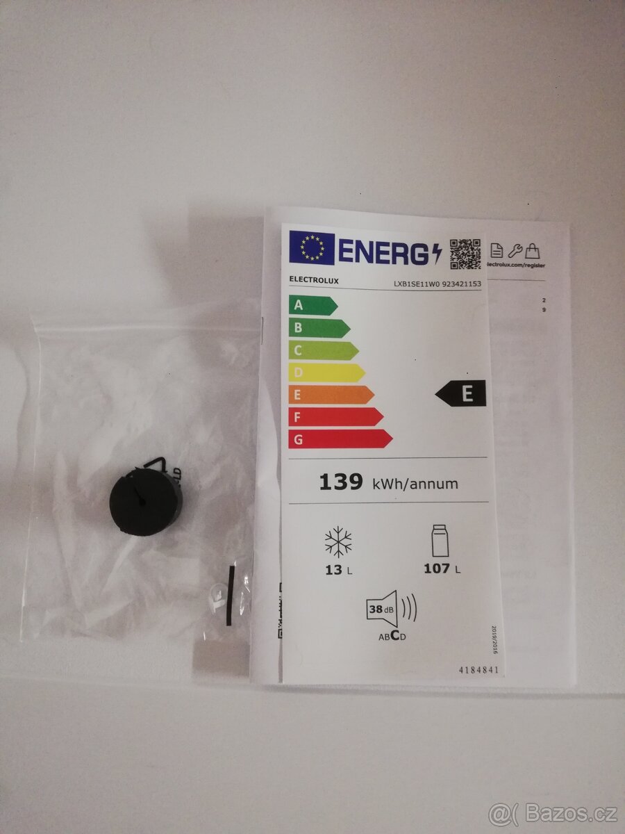 Lednička s mrazicí přihrádkou Electrolux - 5