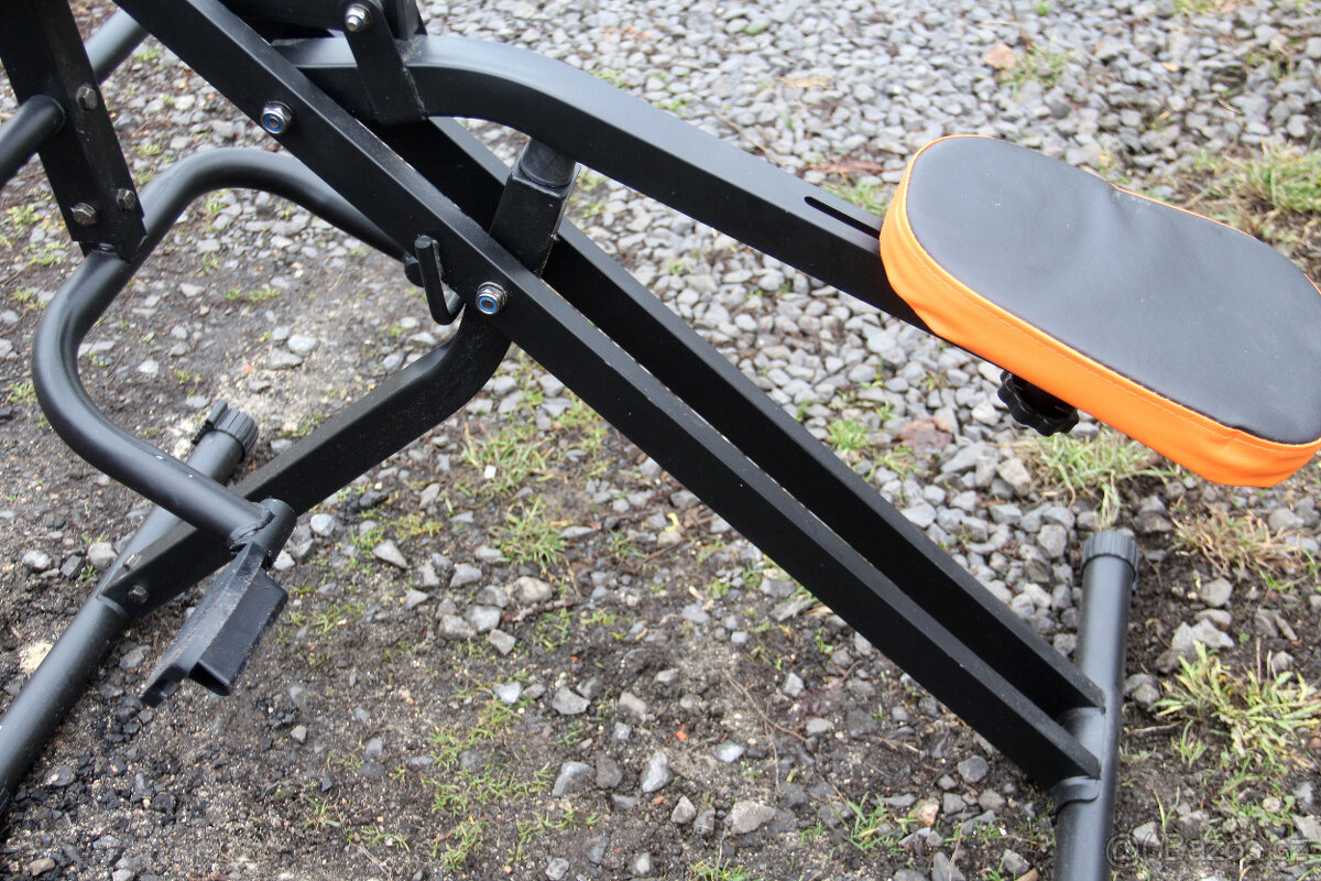 Posilovací stroj Total Crunch - 5