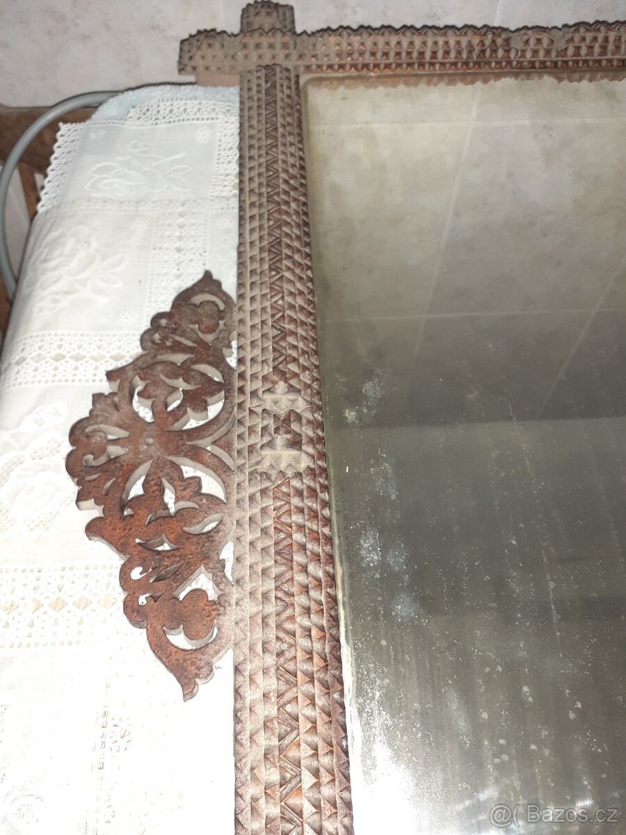 Starožitné vyřezávané zrcadlo - 5