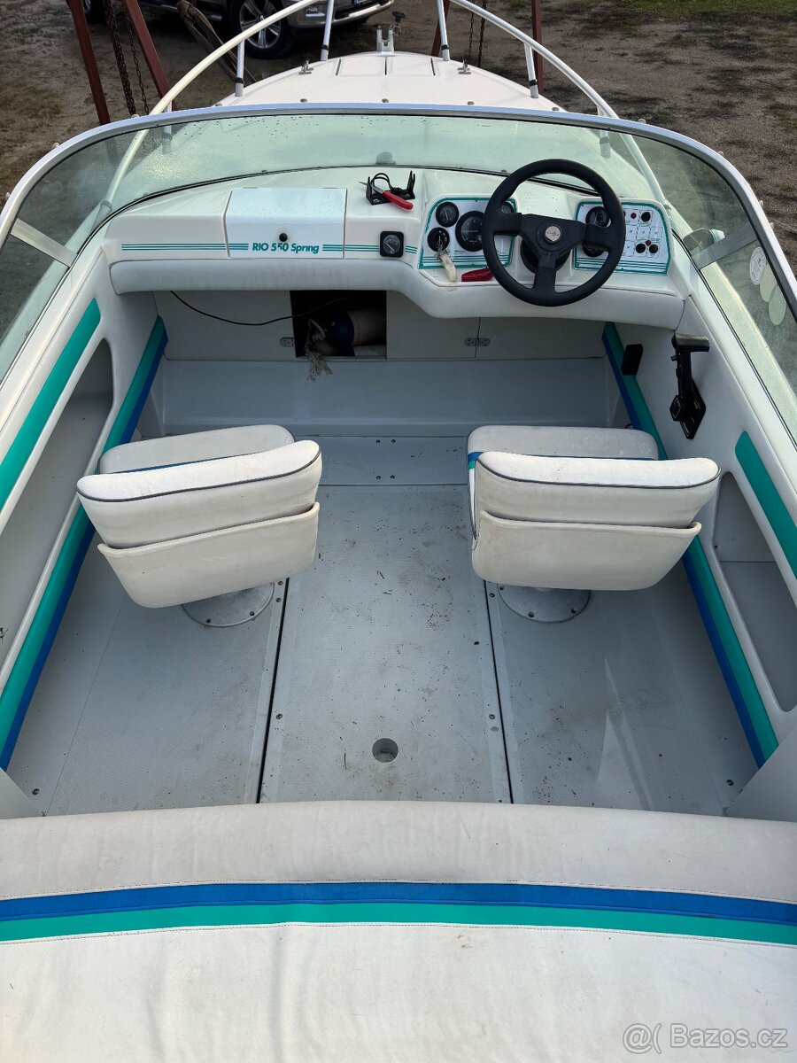 Motorova lod Rio 550 spring - 5