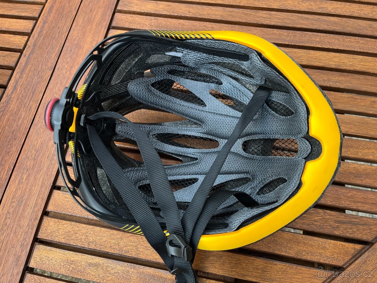 Cyklistická přilba AGU černá - 5