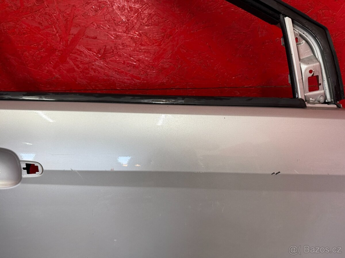 PRAVÉ PŘEDNÍ DVEŘE FORD FOCUS MK2 FACELIFT - 5