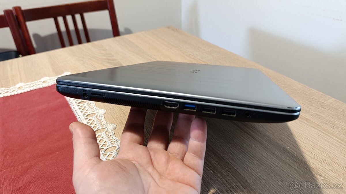 Notebook ASUS A540B - na ND, 3 roky starý - 5