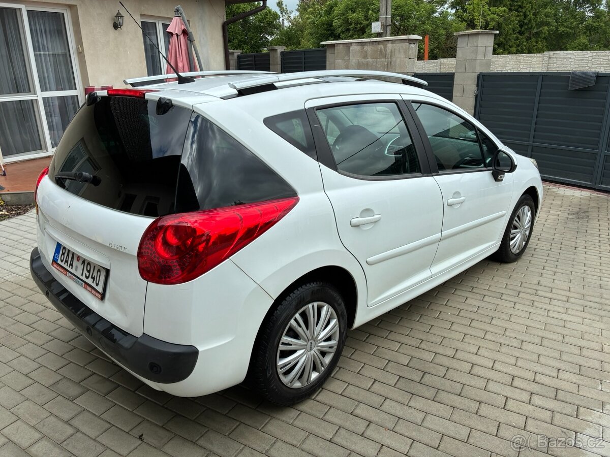 Peugeot 207 - 5
