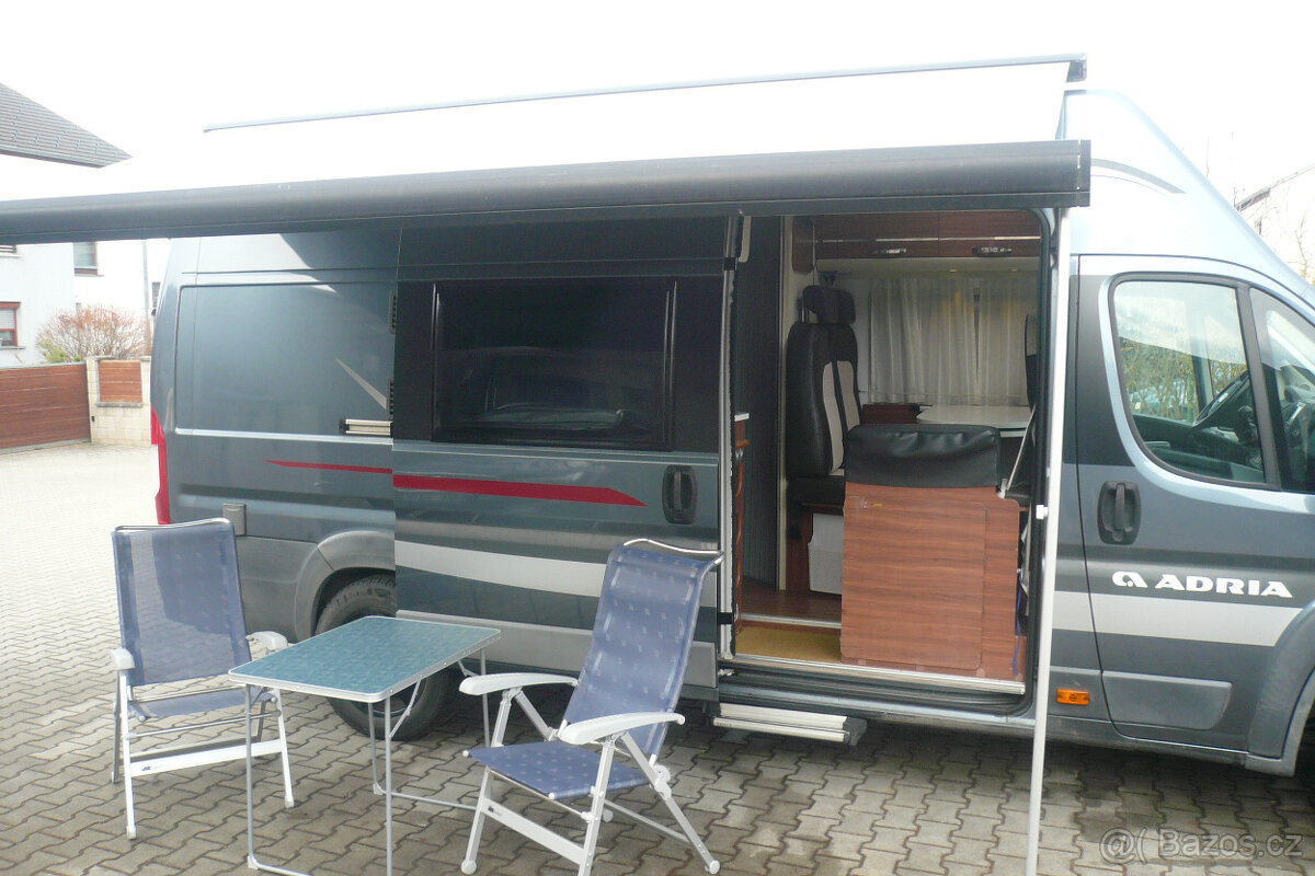 Obytné auto ADRIA TWIN 640 SHX - 5
