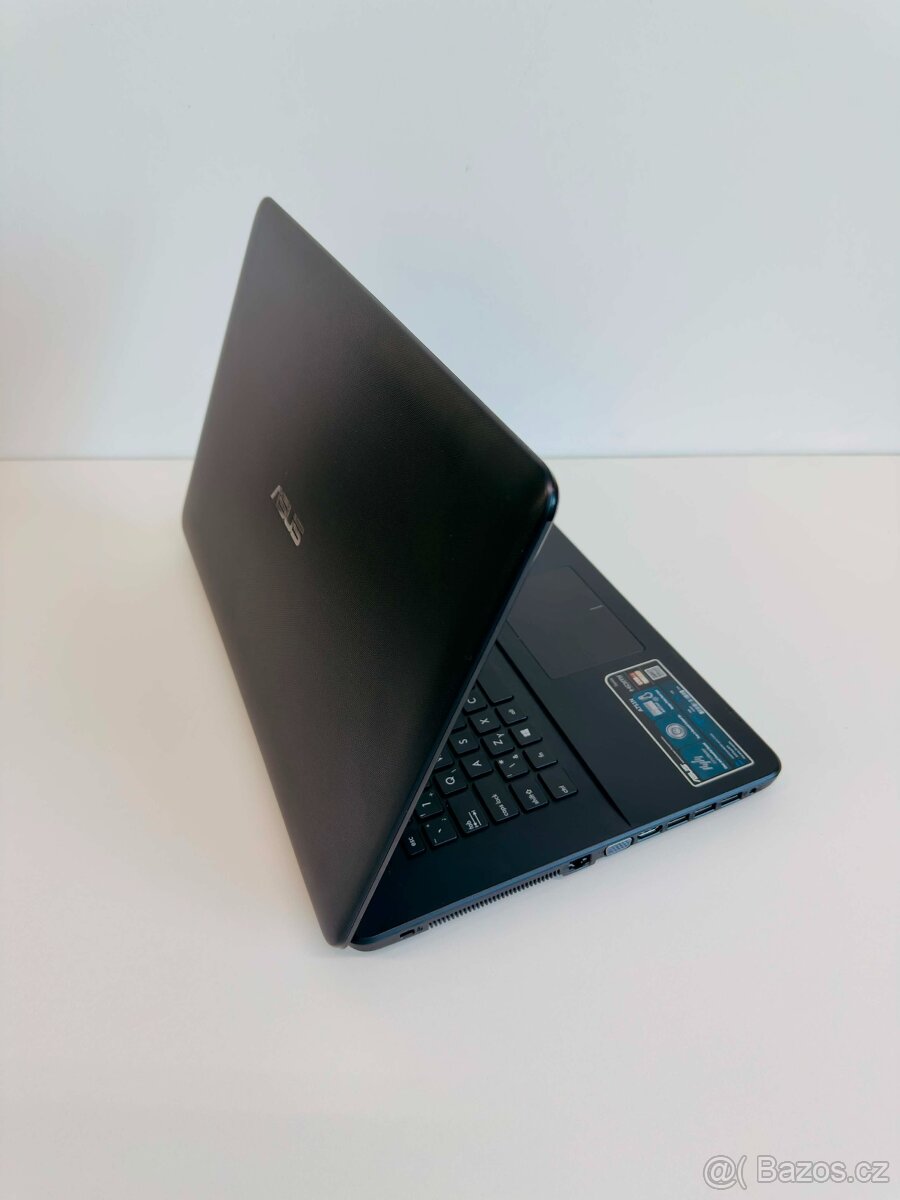 Notebook ASUS 17,3" (A751N) ( nabíječka + brašna ) - 5