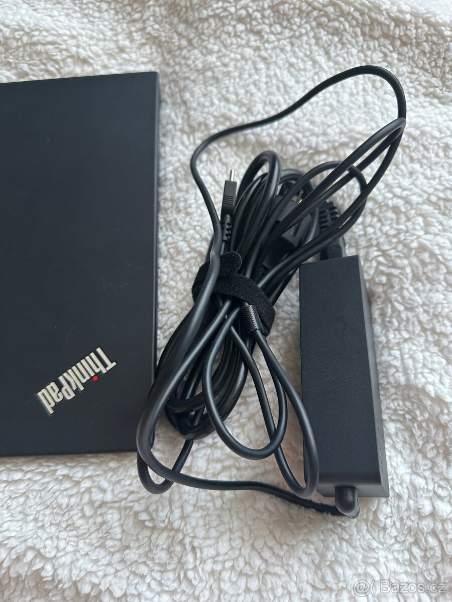 Lenovo ThinkPad T590 top stav - 5