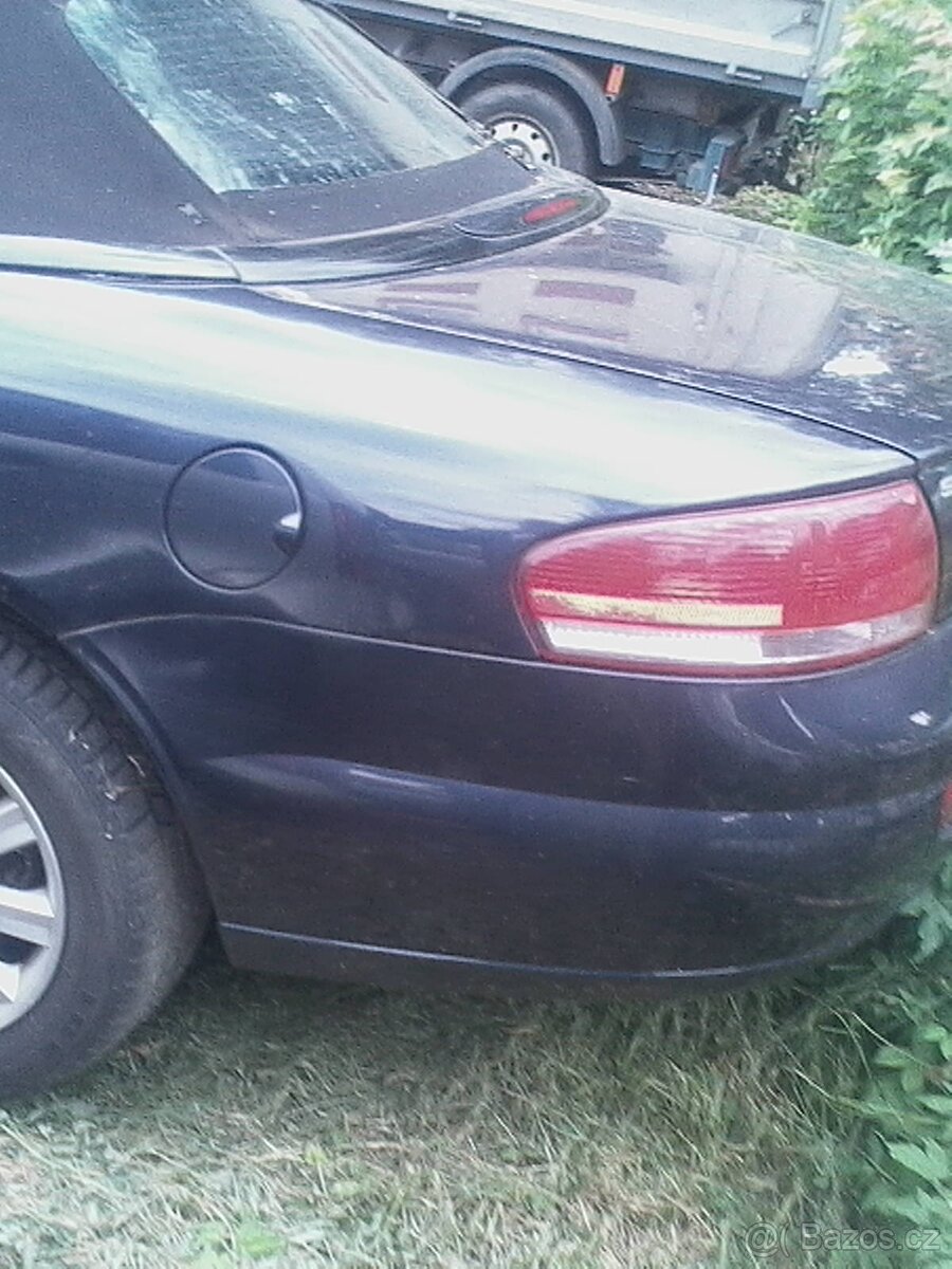 chrysler sebring cabrio 2.0,104kw,r.v.7-03,2430000km. - 5