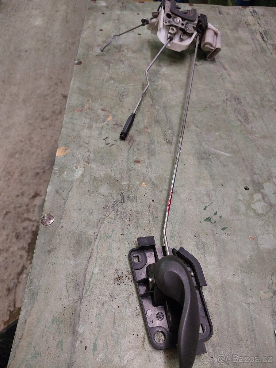 Fiat Punto - boční okna - 5