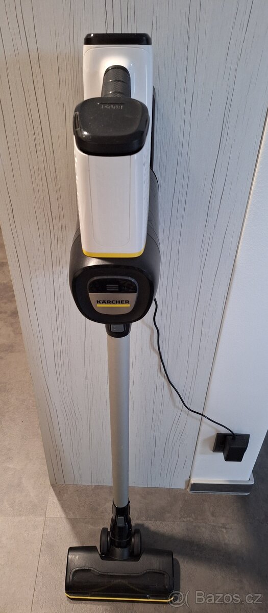 Prodám tyčový vysavač Karcher - 5