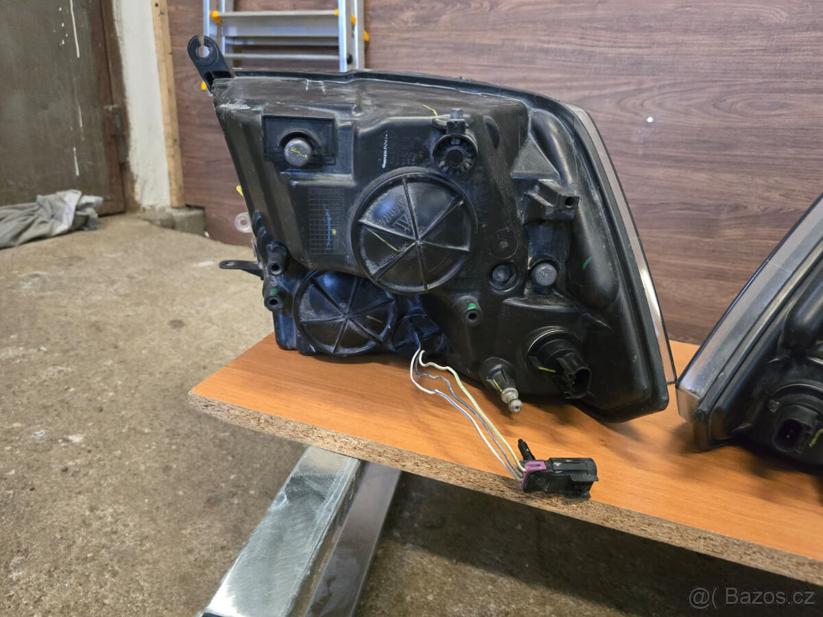 Přední světla dodge RAM 1500 - 5