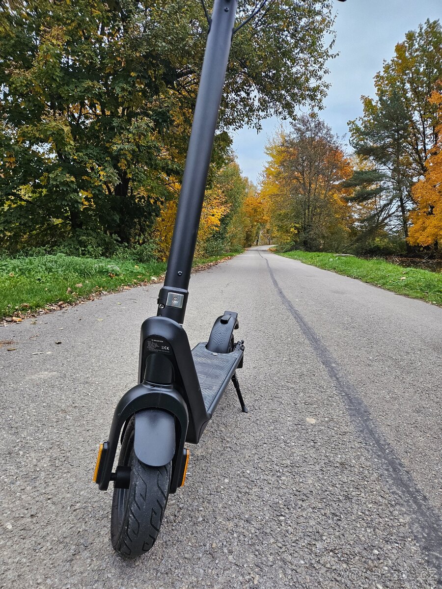 Elektrokoloběžka Cory Cool - 5