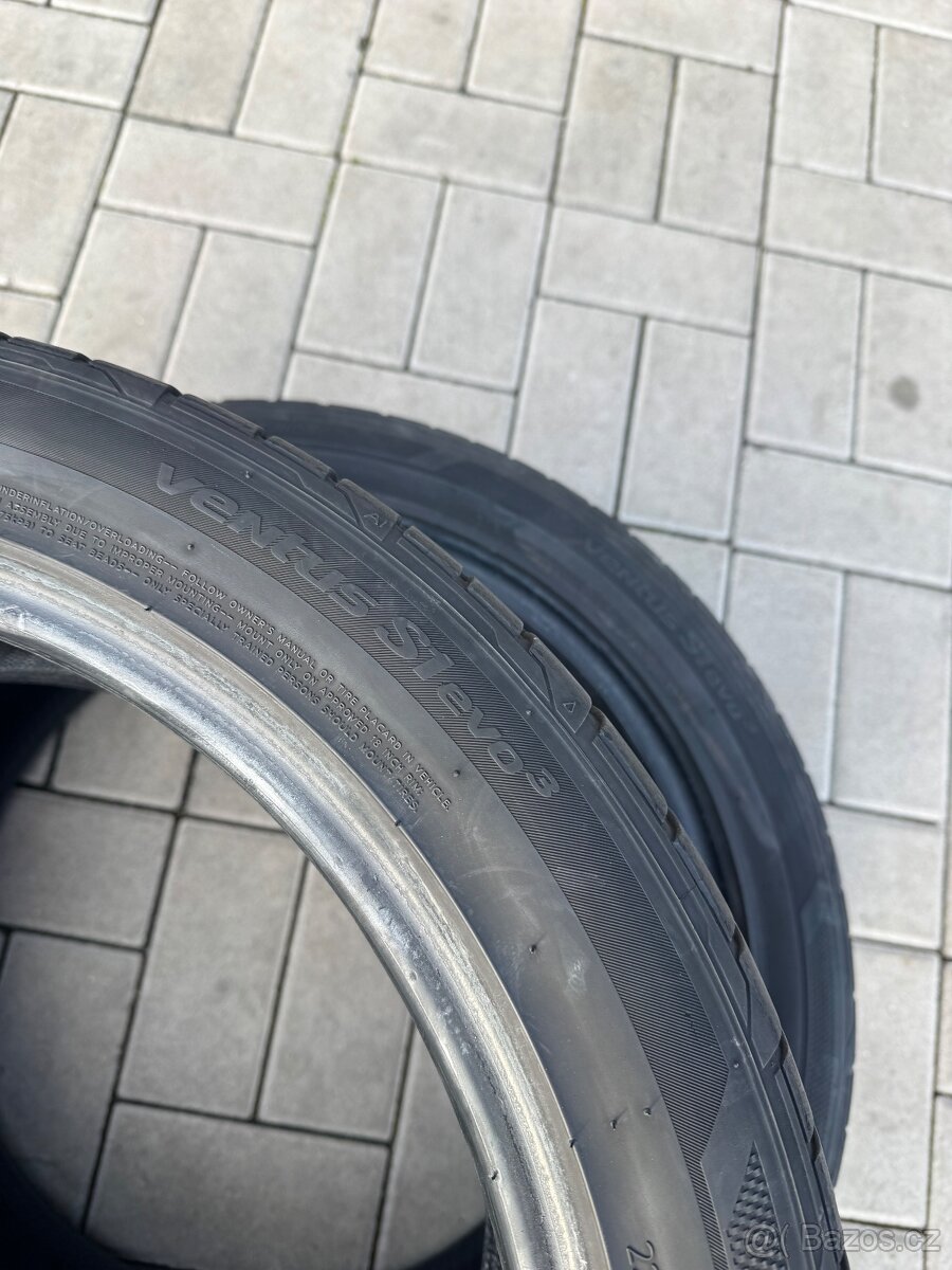 2ks Hankook VentusS1 evo3 225/45 R18 - 5