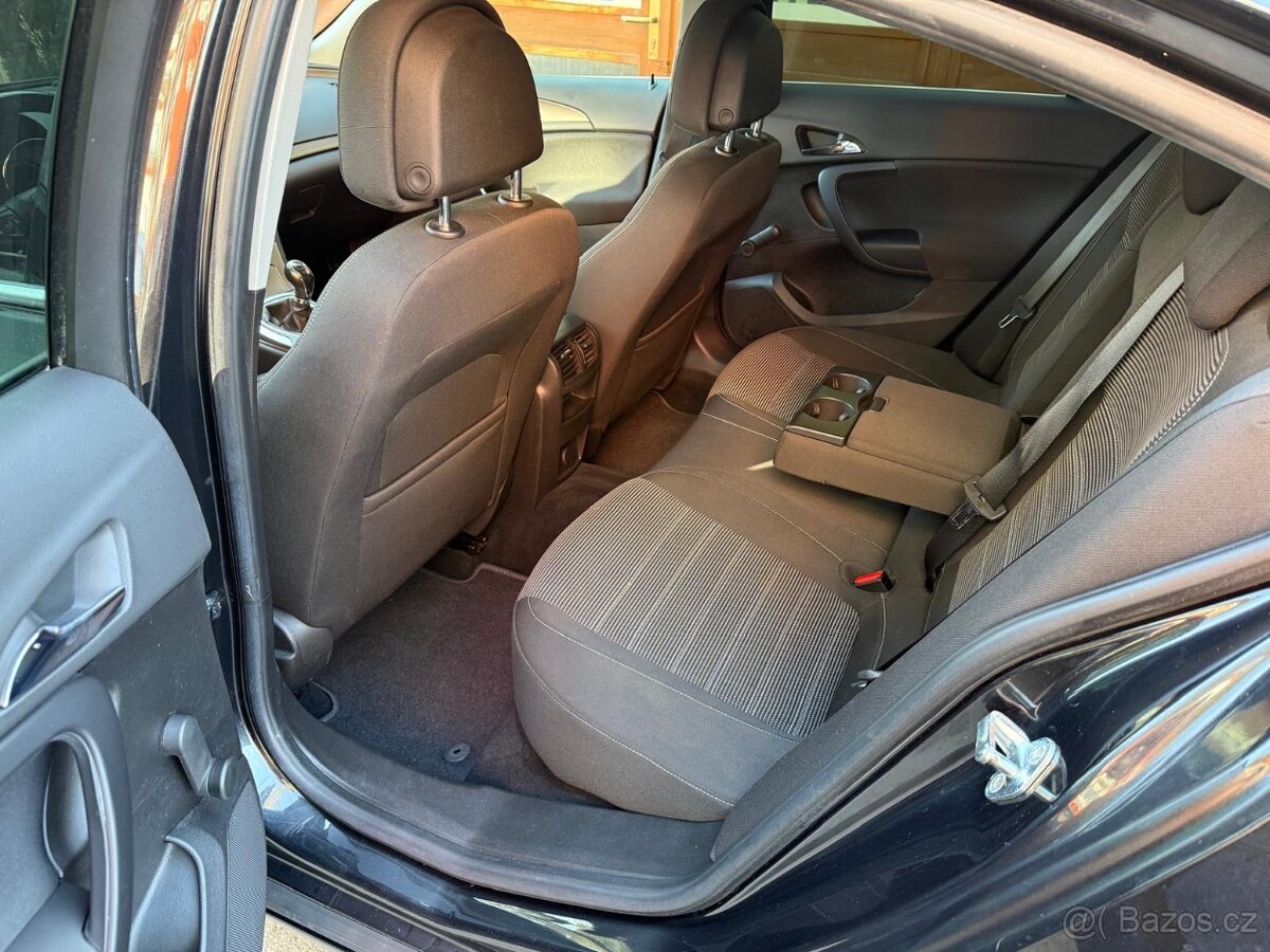 Opel Insignia 1,6i turbo - 5