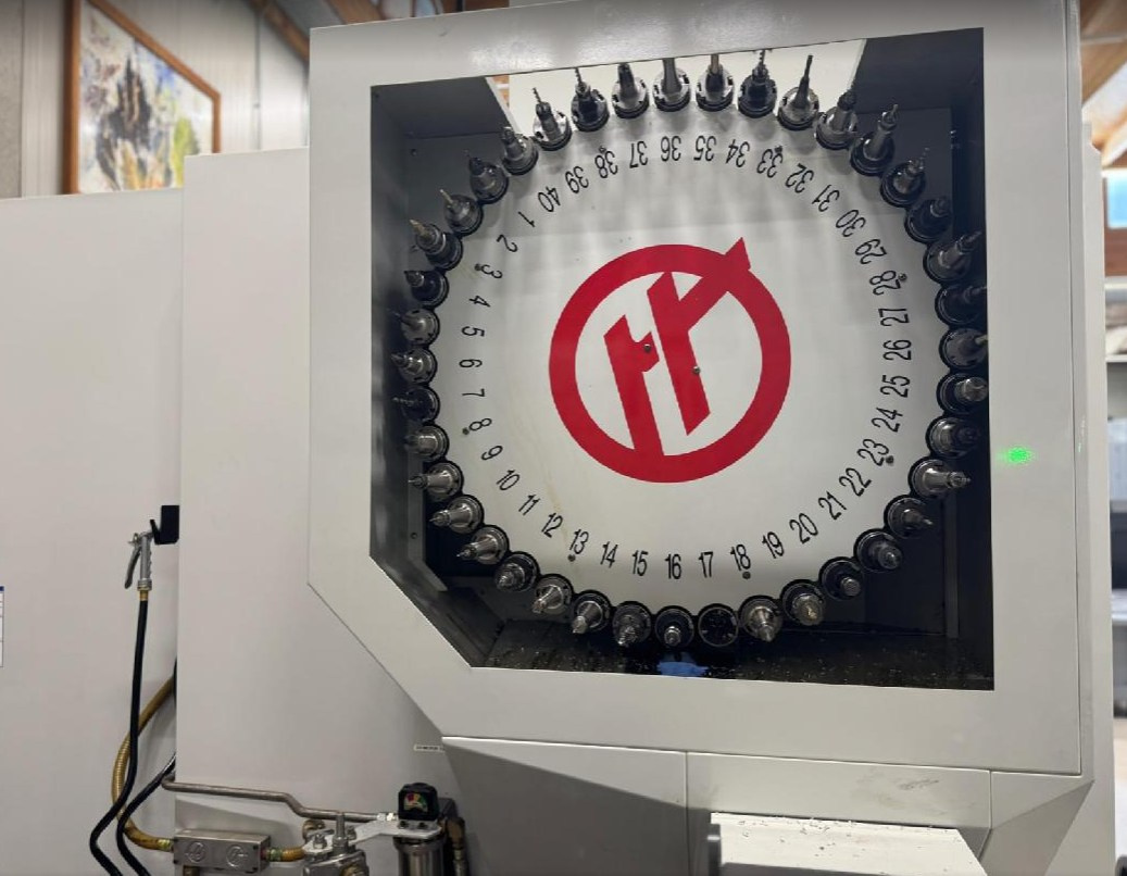 Obráběcí centra - pětiosá UMC 750 - 5