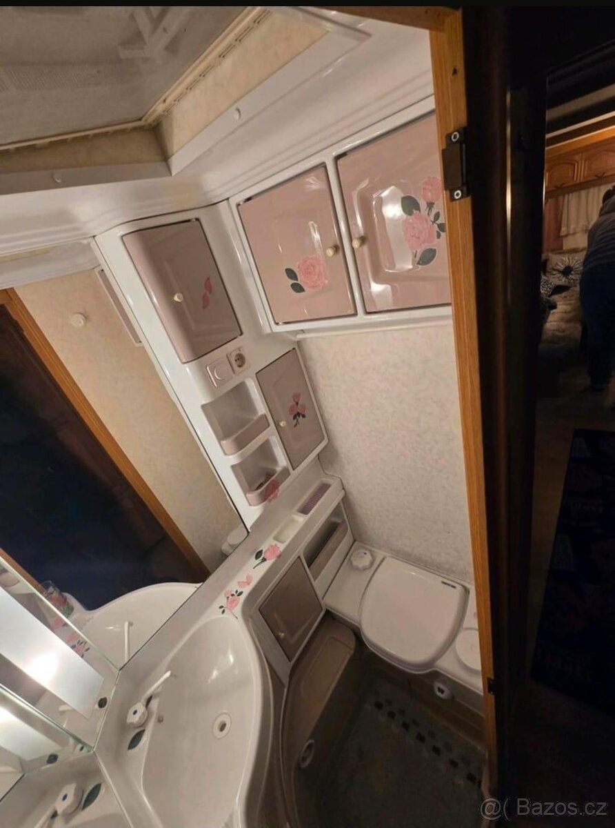 Karavan hobby landhaus - 5