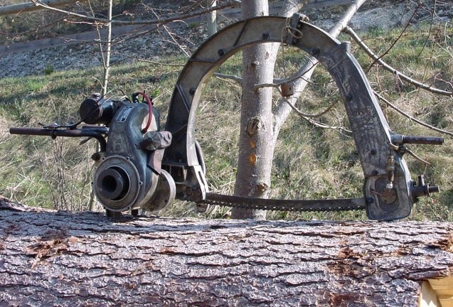 KOUPÍM DVOUMUŽNÉ MOTOROVÉ PILY - 5