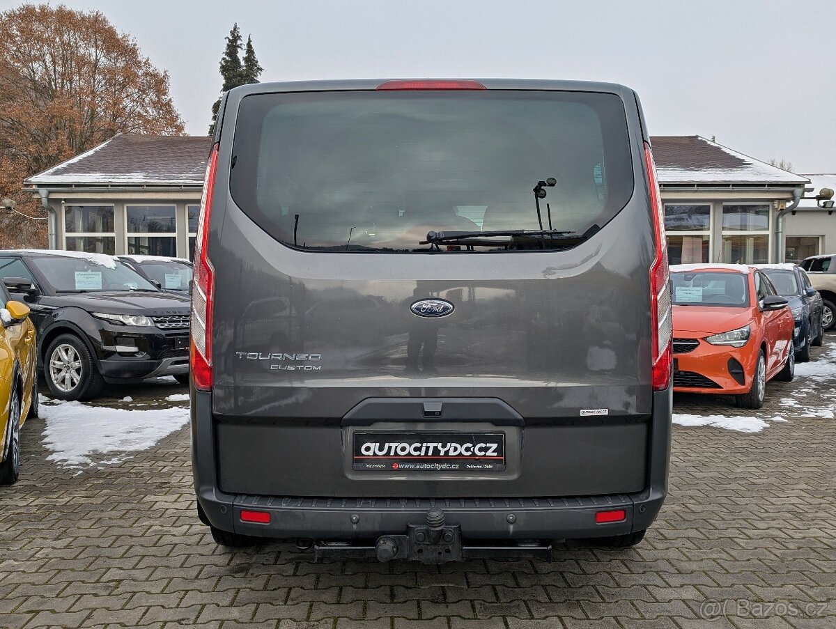 Ford Tourneo Custom 2.2TDCi 114kW 9 MÍST TITANIUM, KAMERA - 5